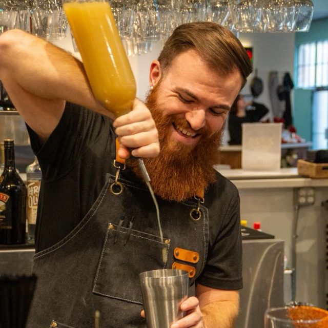 When Travis is behind the bar, you order the raspberry margarita 🍓🍹

Happy hour daily 3-6 PM
Margarita Mondays: All Day Specials on flights and towers! 

#restuarant #foodie #margarita #happyhour #cheers