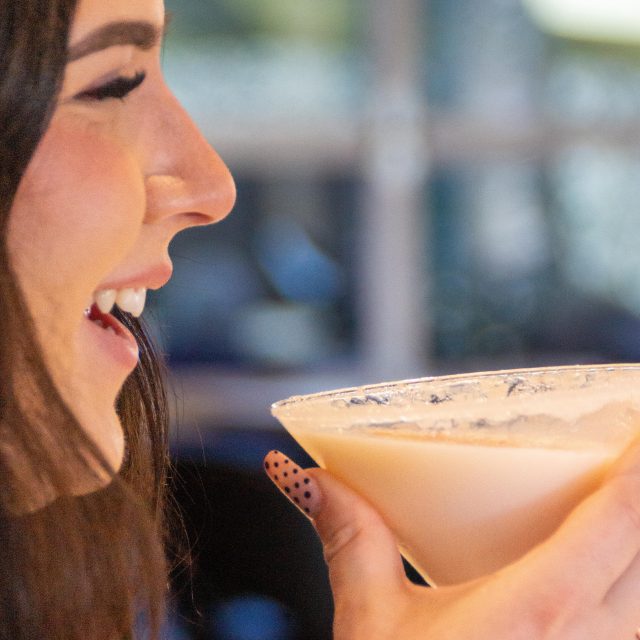 Tag the friend you’re splitting a horchata martini with 🥂
(or the one who’s definitely ordering two 👀)

#parque1055 #horchata #restaurants #happyhour #drinklocal