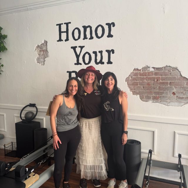 Welcome Wild Hare Pliates to Santa Paula and the Chamber of commerce!

We are so happy to have you in our community!!❤️😊

#pilates #santapaula #healthandwellness #supportlocal #workoutmotivation