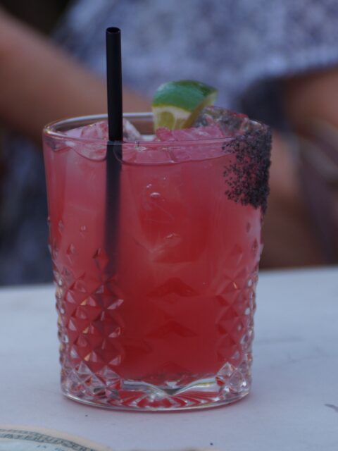 It’s Margarita Monday at Parque 1055! 🍹

Kick off the week with our Margarita Flights for $20 or go big with a Margarita Tower for $50, perfect for sharing with friends.

Plus, it’s Residents Night, so you can enjoy Extended Happy Hour from 3–9 PM with $2 beer specials all evening long. Good drinks, great deals, and your favorite neighborhood spot to start the week right.

#margaritamonday #residentsnight #happyhour #parque1055 #santapaula