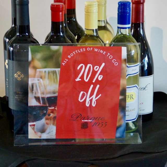 Take your favorites home with you, all bottles of wine to-go are 20% off. 

Perfect for dinner at home, gifts, or stocking up for the weekend. 🛍️🍷

#parque1055 #winespecial #santapaula #wine #supportlocal