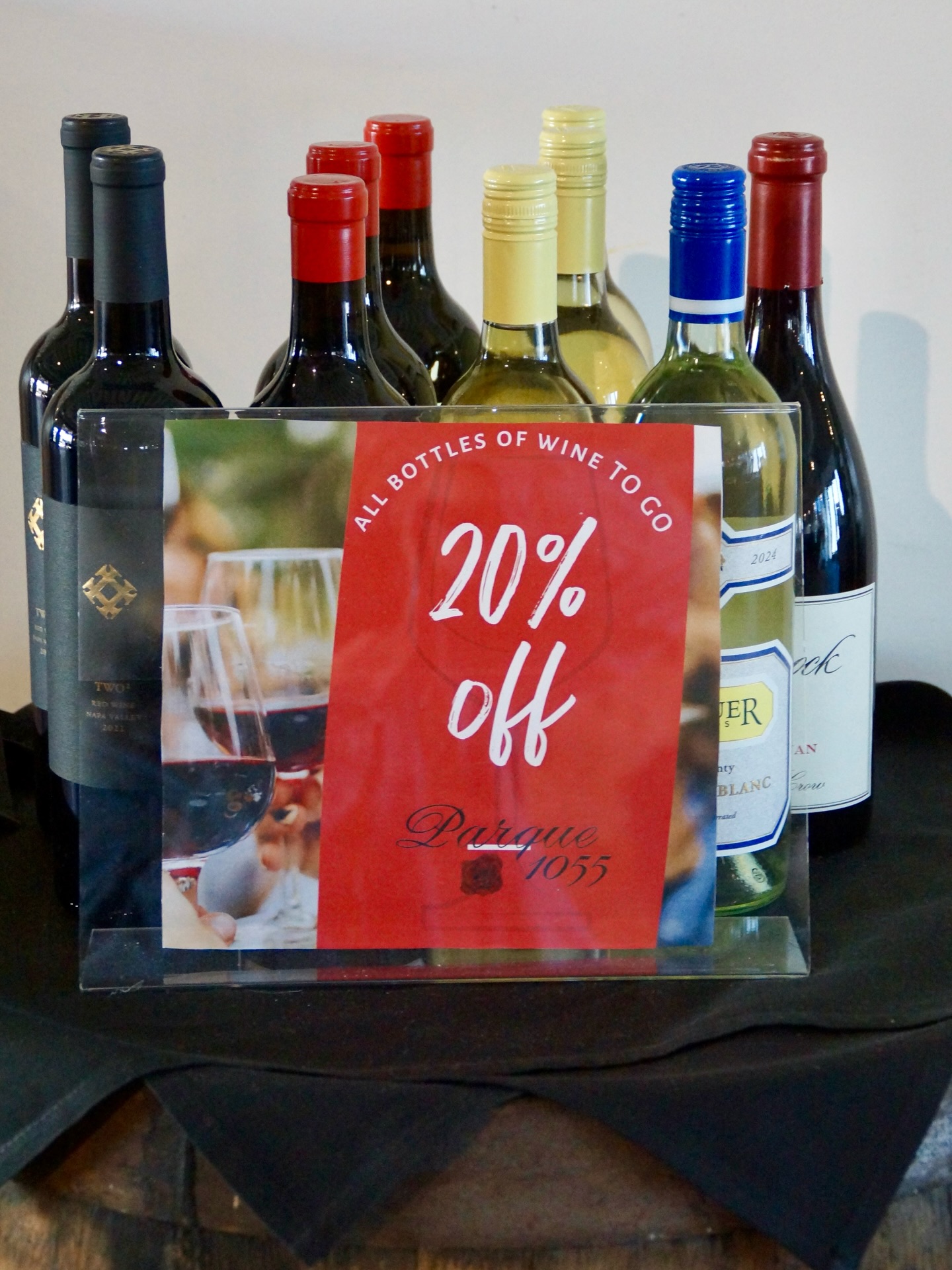 Take your favorites home with you, all bottles of wine to-go are 20% off. 

Perfect for dinner at home, gifts, or stocking up for the weekend. 🛍️🍷

#parque1055 #winespecial #santapaula #wine #supportlocal