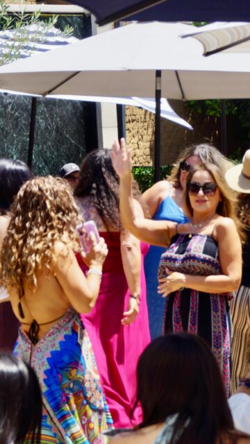 Our second R&B Brunch at Parque 1055 somehow topped the first one ✨🥂🎶 

Packed house, nonstop vibes, amazing food and cocktails, everyone singing along all afternoon long. Thank you to everyone who showed up and made it such a good time 🤍 

Would you come to another R&B Brunch? Comment below!🎵👇 

#parque1055 #brunch #santapaula #venturacounty #brunchvibes