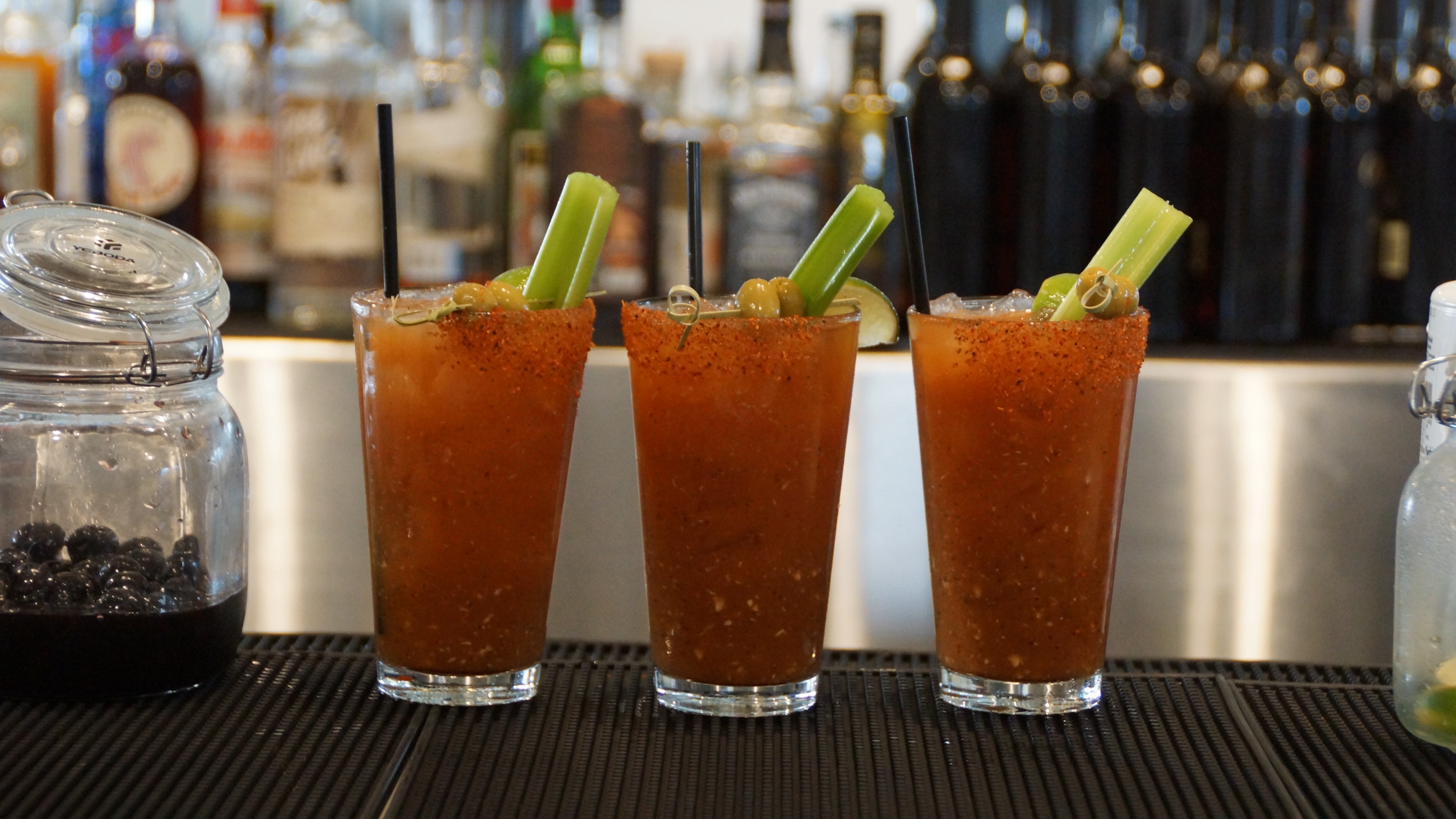 🍻 Tag the two people you’re splitting a round of Bloody Marys with this week.
Three Bloody Marys . Good friends. Zero complaints. 🌶️☀️
Who’s grabbing the first one? 👇
#parque1055 #michelada #santapaula #venturacounty #cheerstothat